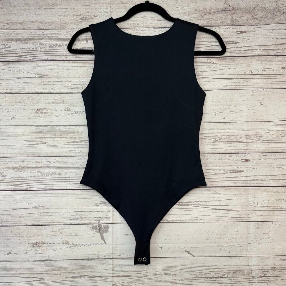 Madden NYC‎ Backless Thong Bodysuit NWOT Small